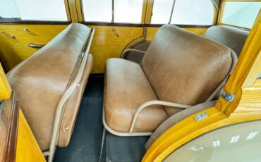 Plymouth-Special-deluxe-1947-Battalion-Beige-Saddle-27