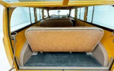 Plymouth-Special-deluxe-1947-Battalion-Beige-Saddle-42