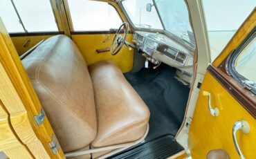 Plymouth-Special-deluxe-1947-Battalion-Beige-Saddle-8