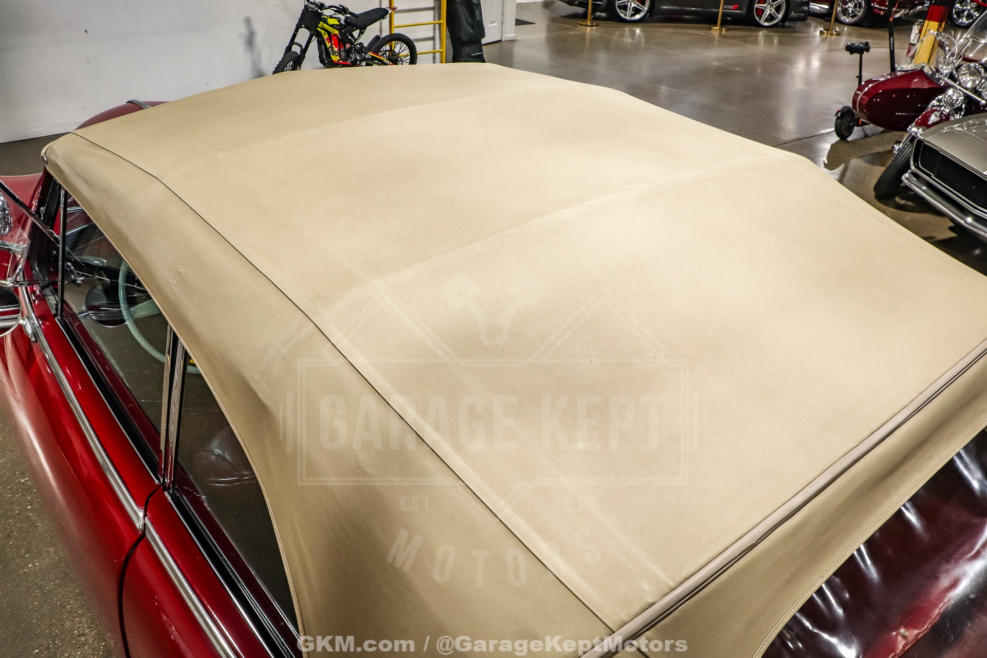 Plymouth-Super-deluxe-1949-BurgundyMaroon-Red-24