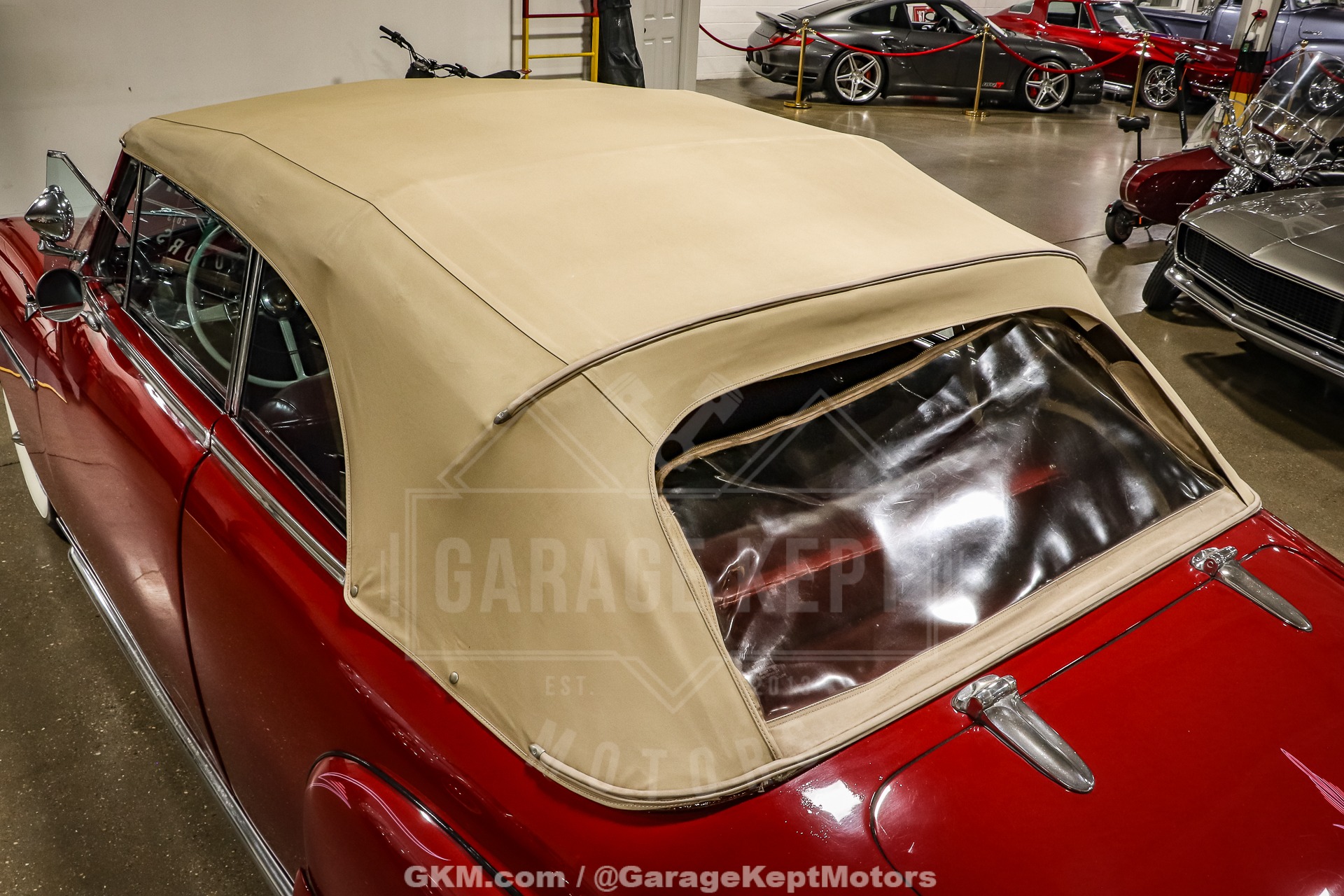 Plymouth-Super-deluxe-1949-BurgundyMaroon-Red-25