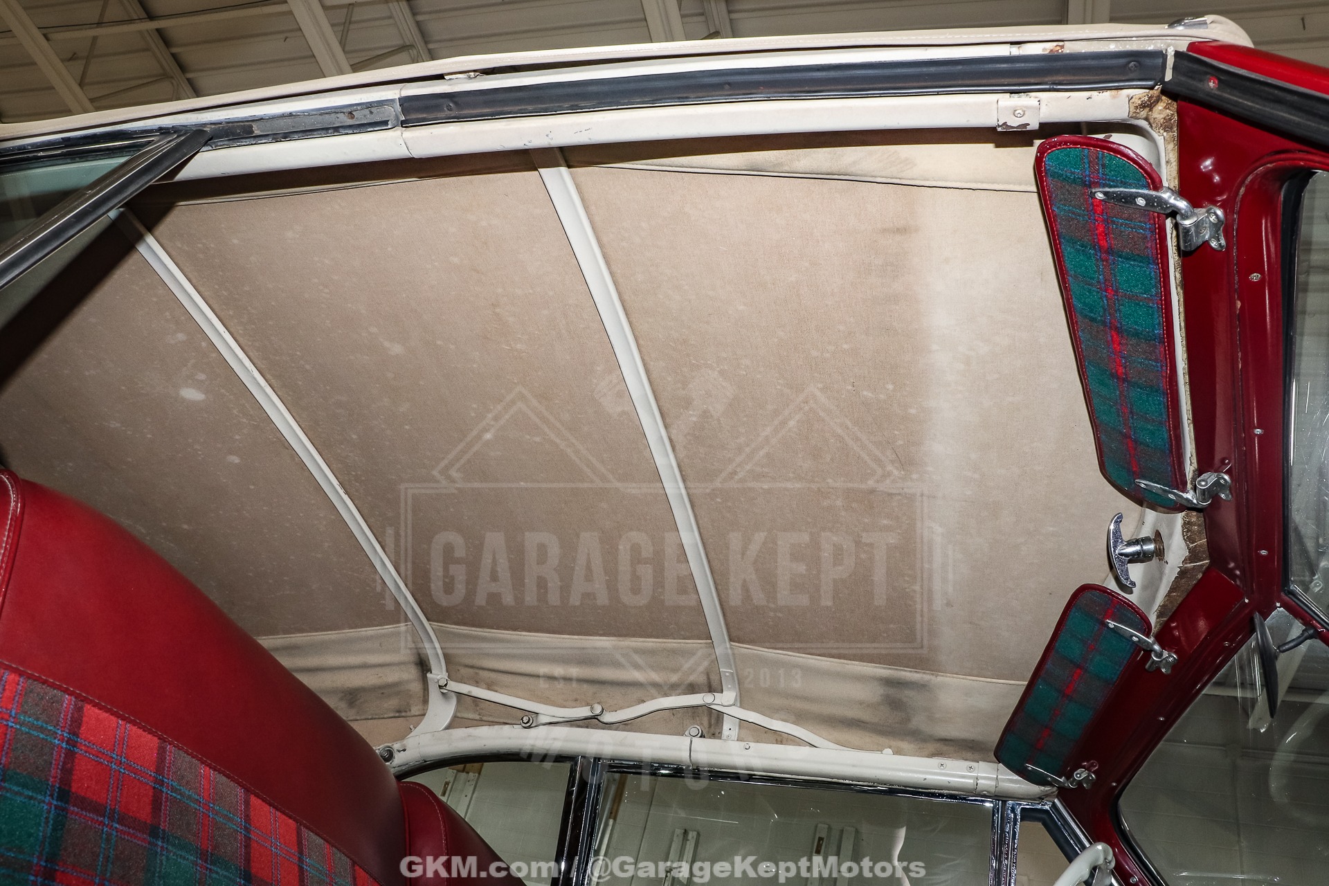 Plymouth-Super-deluxe-1949-BurgundyMaroon-Red-30