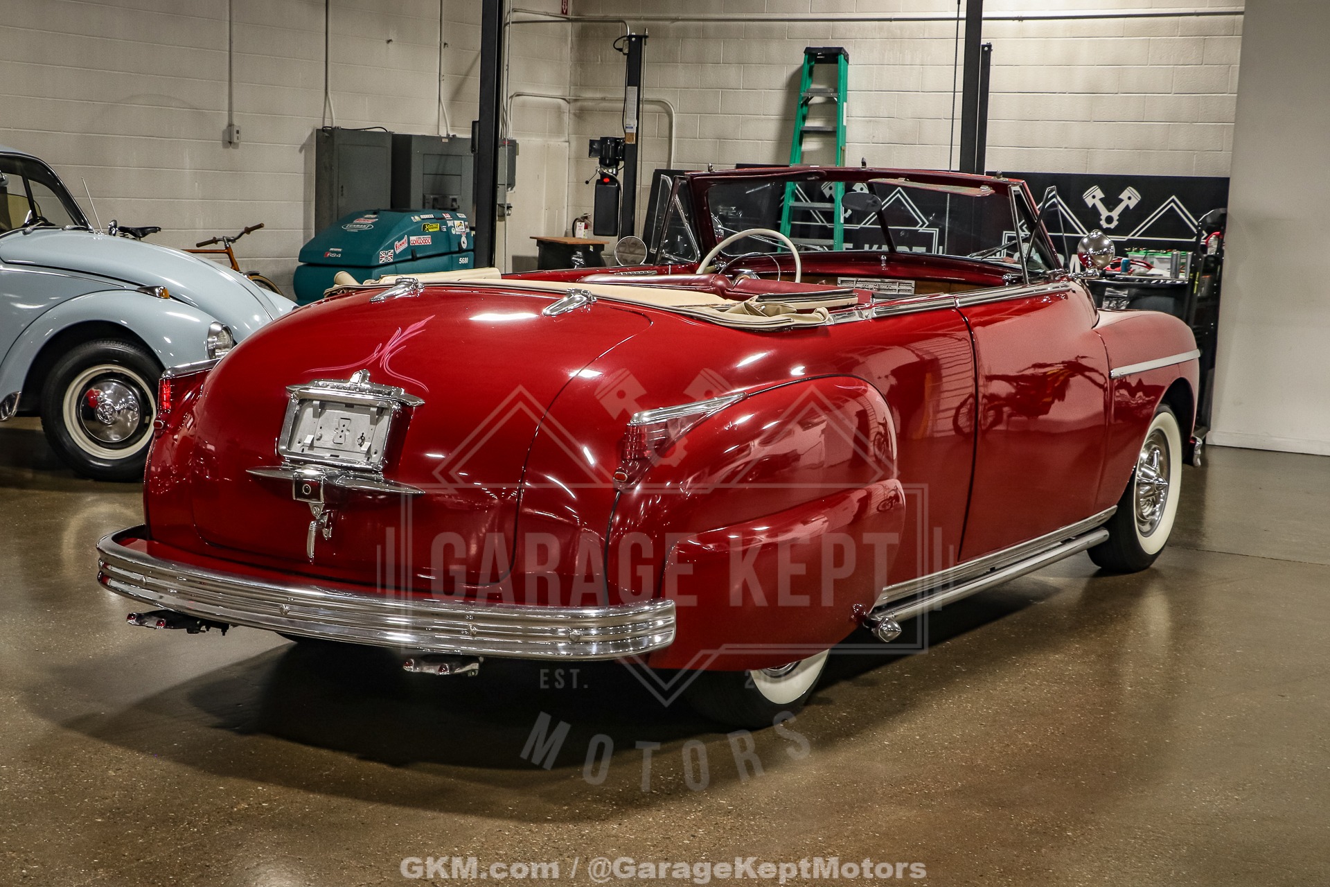 Plymouth-Super-deluxe-1949-BurgundyMaroon-Red-36