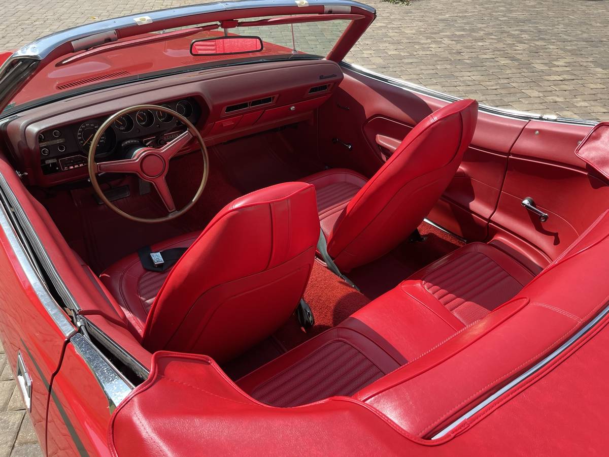 Plymouth-cuda-1970-1