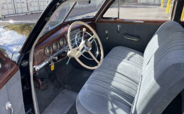 Plymouth-deluxe-special-1949-black-7