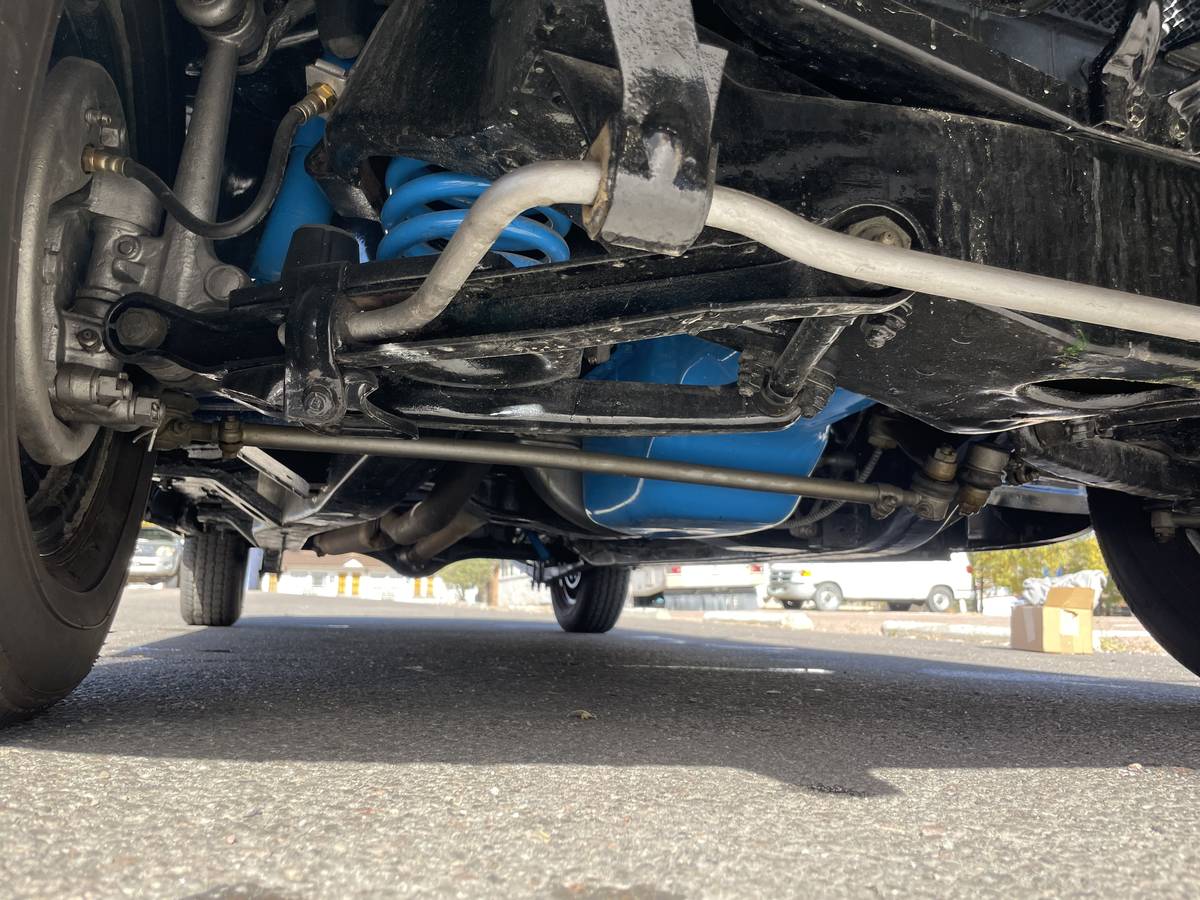 Plymouth-deluxe-special-1949-black-9