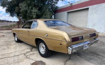 Plymouth-duster-1972-2