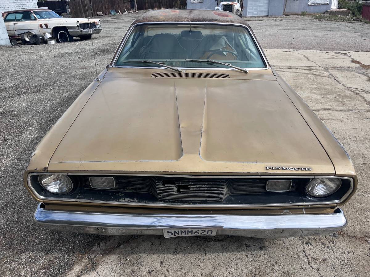 Plymouth-duster-1972-7