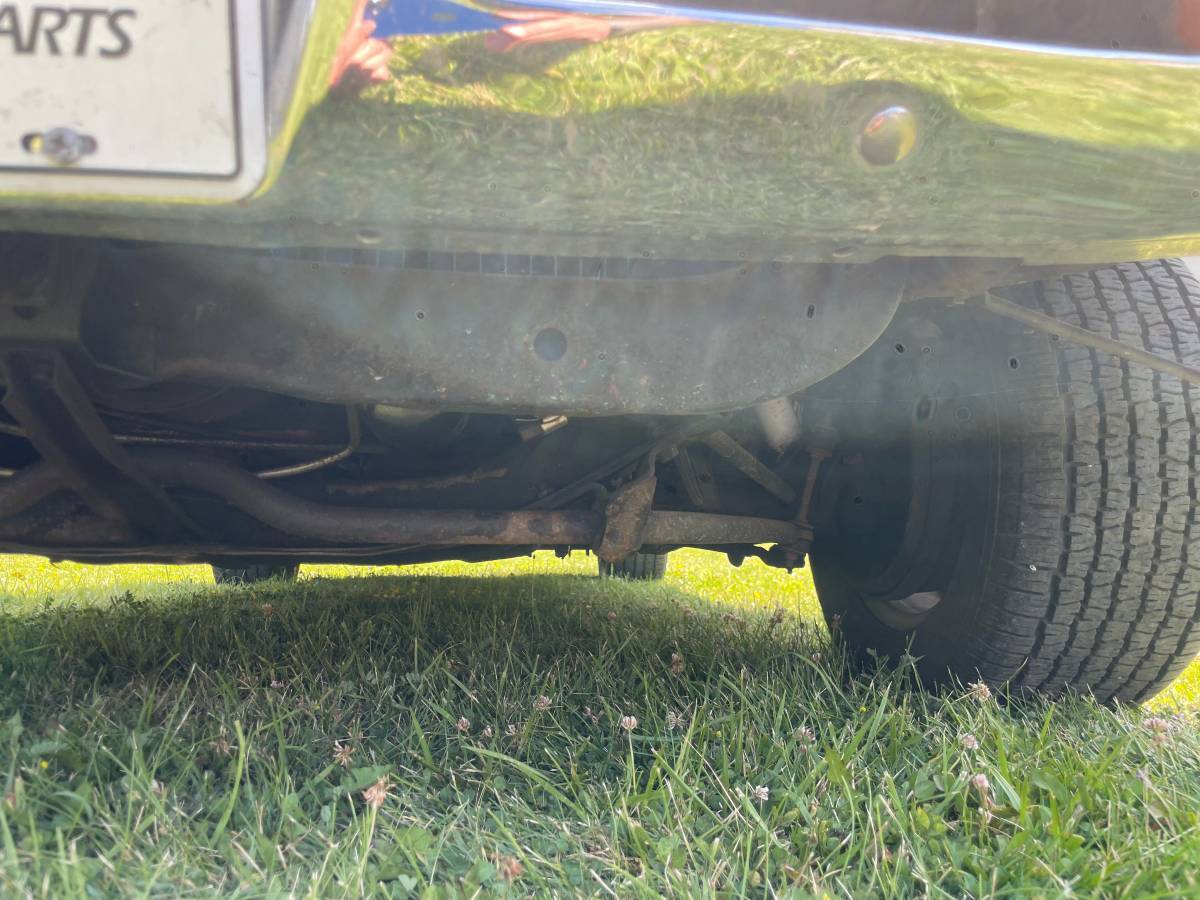 Plymouth-gtx-440-conv-1969-red-37