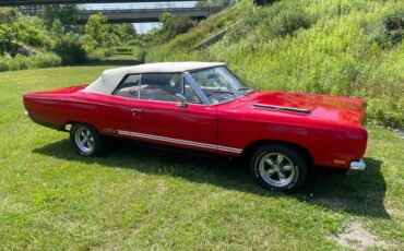 Plymouth-gtx-440-conv-1969-red-81