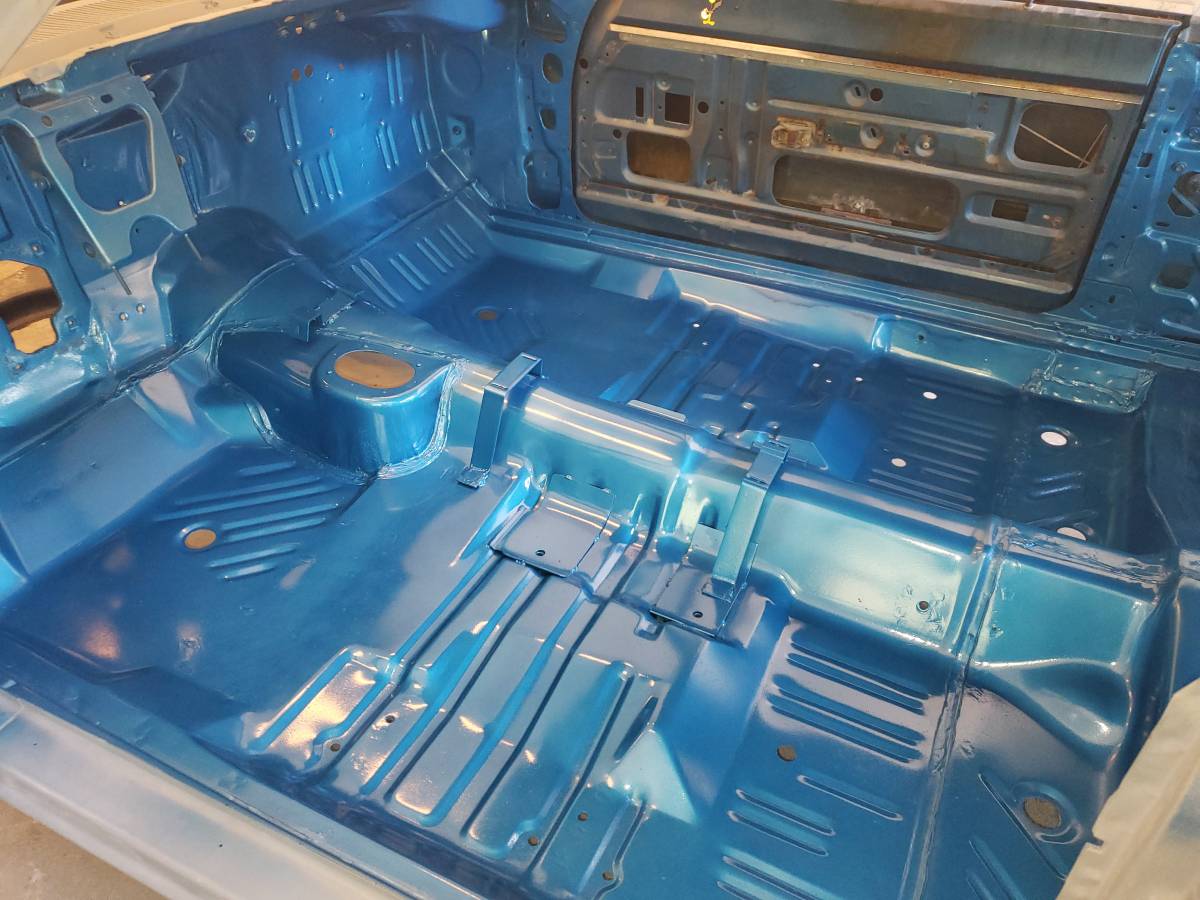 Plymouth-roadrunner-1970-blue-36