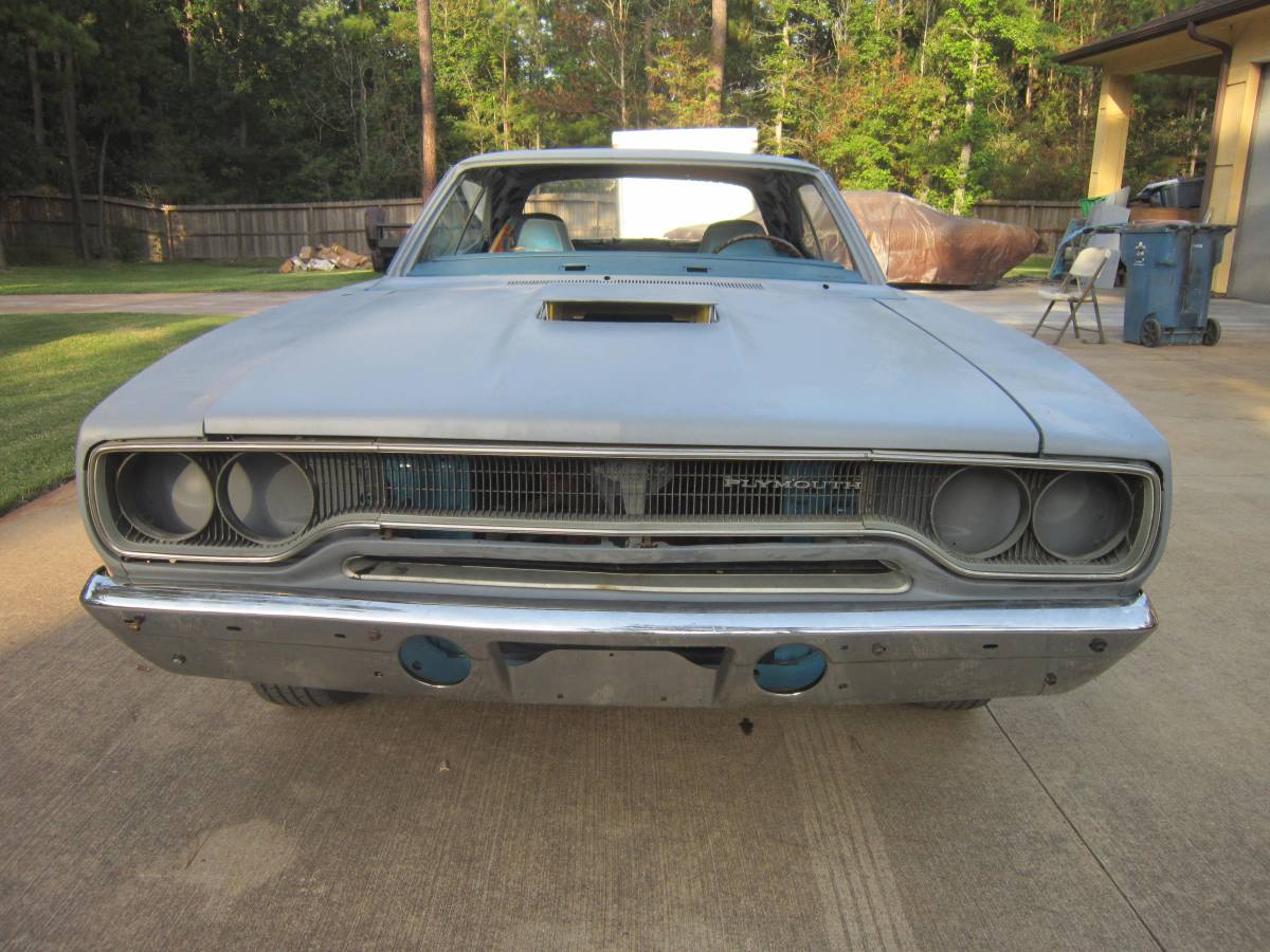 Plymouth-roadrunner-1970-blue-64