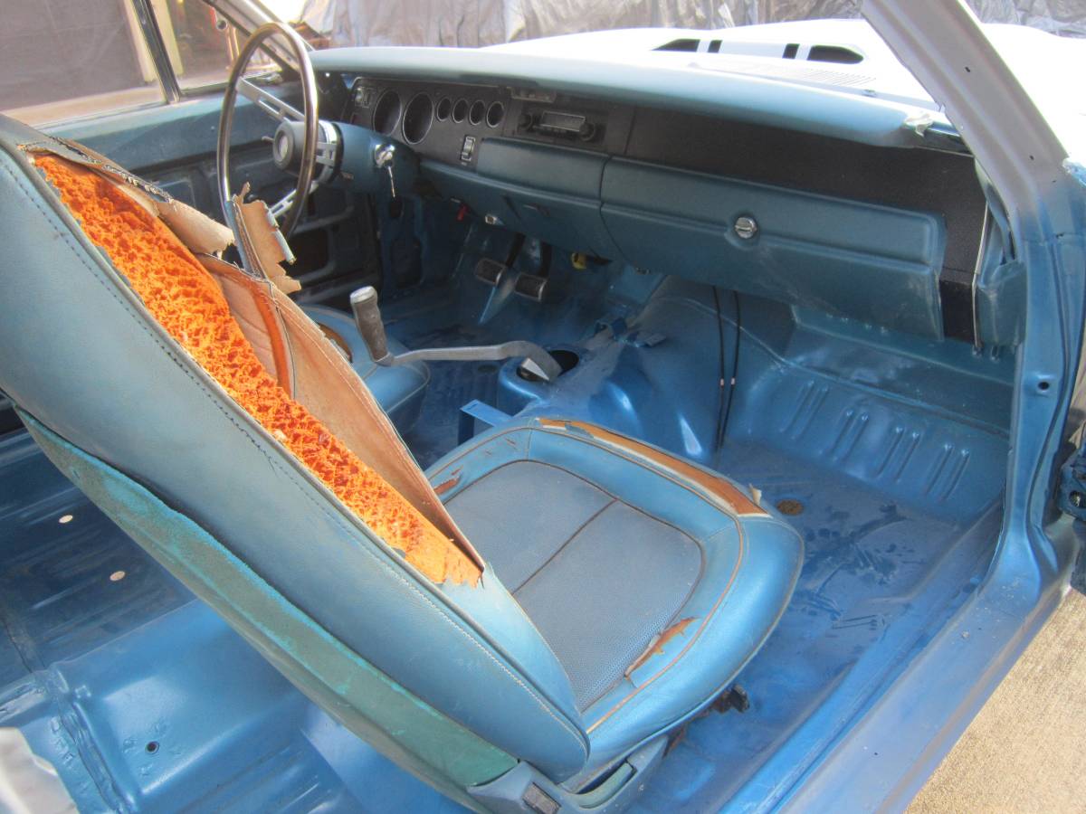 Plymouth-roadrunner-1970-blue-90