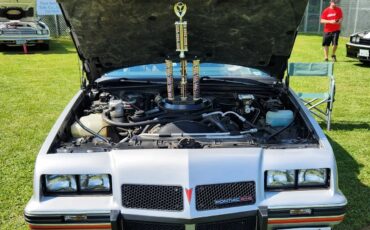 Pontiac-22-1986-Silver-Grey-10