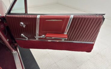 Pontiac-Bonneville-1963-Marimba-Red-Red-12