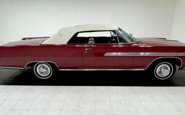 Pontiac-Bonneville-1963-Marimba-Red-Red-18