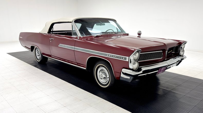 Pontiac-Bonneville-1963-Marimba-Red-Red-19