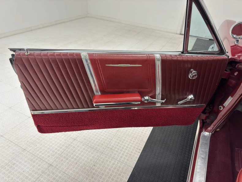 Pontiac-Bonneville-1963-Marimba-Red-Red-39