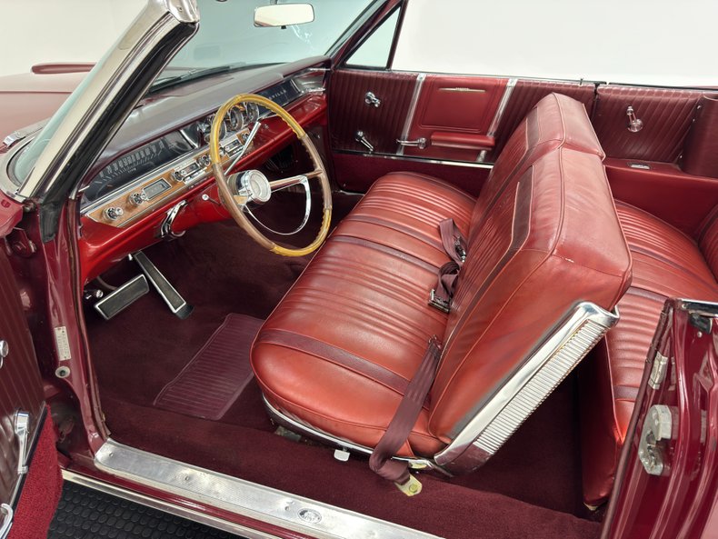 Pontiac-Bonneville-1963-Marimba-Red-Red-41