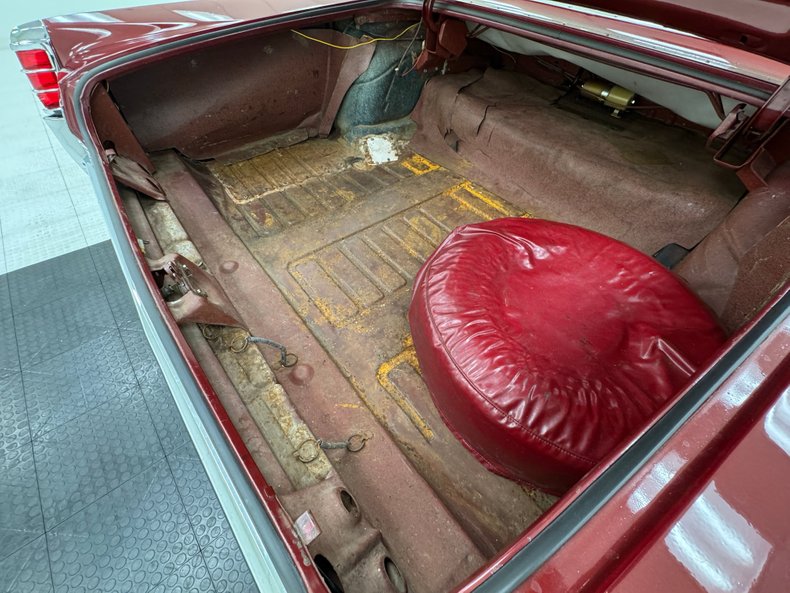 Pontiac-Bonneville-1963-Marimba-Red-Red-48