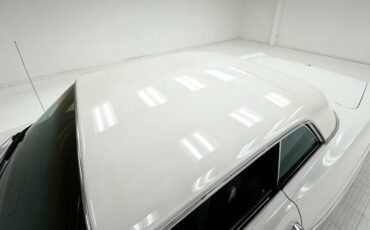 Pontiac-Catalina-1964-Cameo-Ivory-Dark-Blue-12