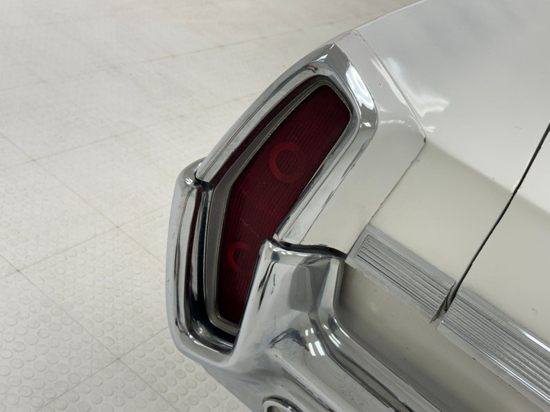 Pontiac-Catalina-1964-Cameo-Ivory-Dark-Blue-17