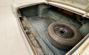 Pontiac-Catalina-1964-Cameo-Ivory-Dark-Blue-31