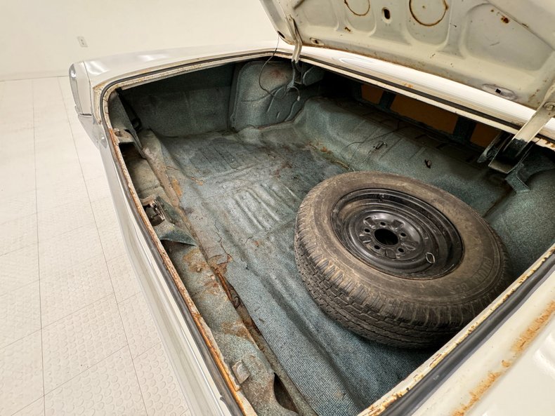 Pontiac-Catalina-1964-Cameo-Ivory-Dark-Blue-31