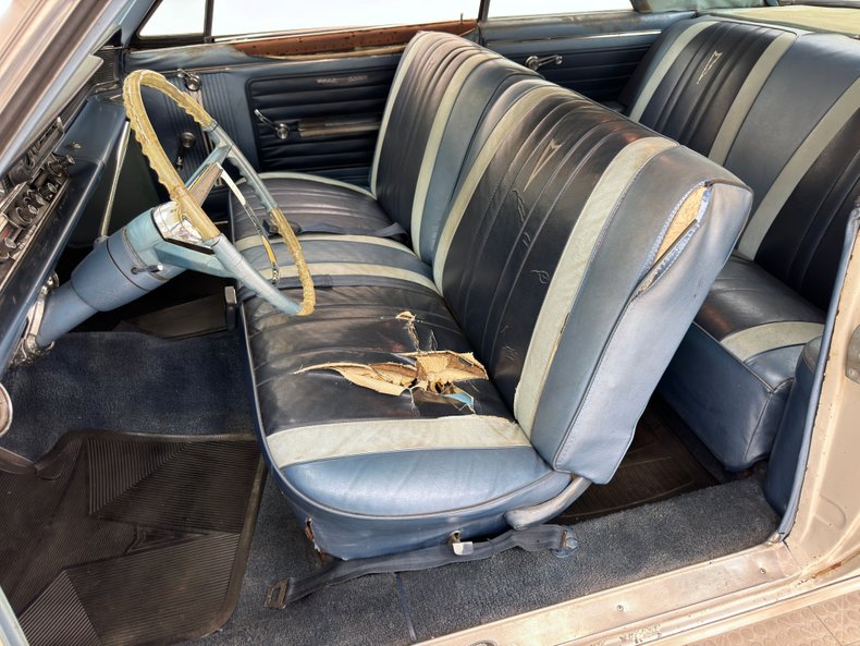 Pontiac-Catalina-1964-Cameo-Ivory-Dark-Blue-33