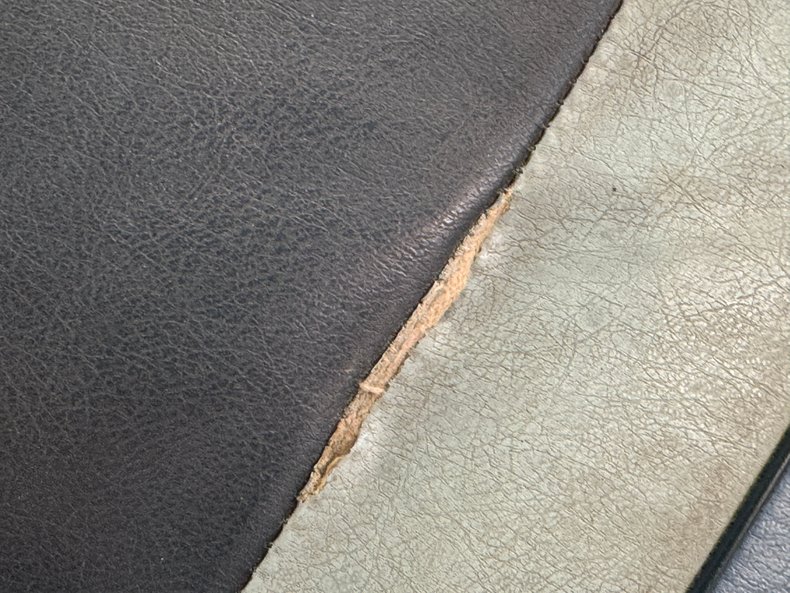 Pontiac-Catalina-1964-Cameo-Ivory-Dark-Blue-37