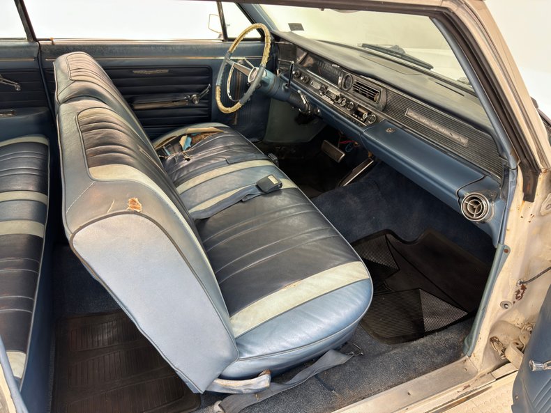 Pontiac-Catalina-1964-Cameo-Ivory-Dark-Blue-40
