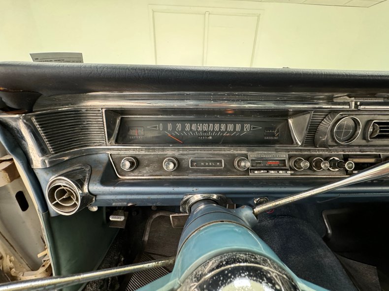 Pontiac-Catalina-1964-Cameo-Ivory-Dark-Blue-43