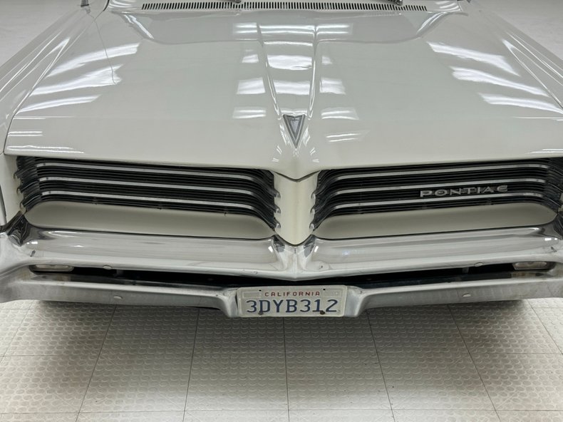 Pontiac-Catalina-1964-Cameo-Ivory-Dark-Blue-7