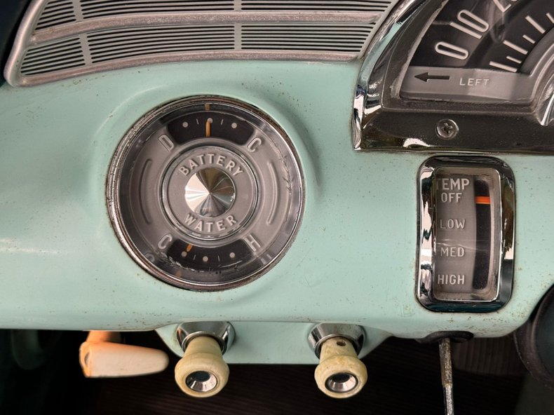 Pontiac-Chieftain-1956-Hialeah-Green-Medium-Green-12