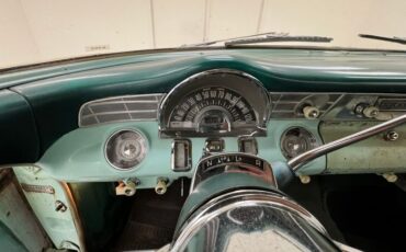 Pontiac-Chieftain-1956-Hialeah-Green-Medium-Green-30