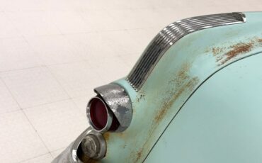 Pontiac-Chieftain-1956-Hialeah-Green-Medium-Green-34