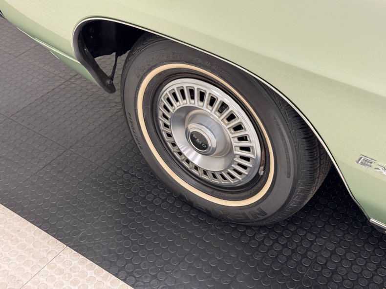 Pontiac-Executive-1968-Springmist-Green-White-11