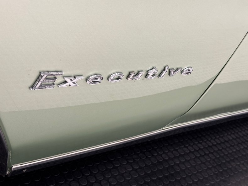 Pontiac-Executive-1968-Springmist-Green-White-12