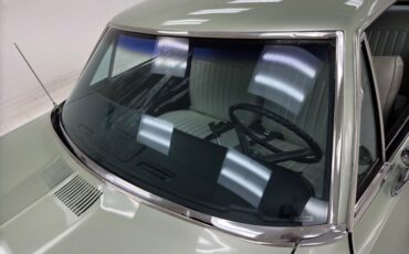 Pontiac-Executive-1968-Springmist-Green-White-13