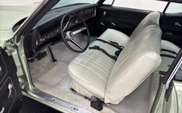 Pontiac-Executive-1968-Springmist-Green-White-26