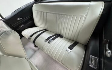 Pontiac-Executive-1968-Springmist-Green-White-27