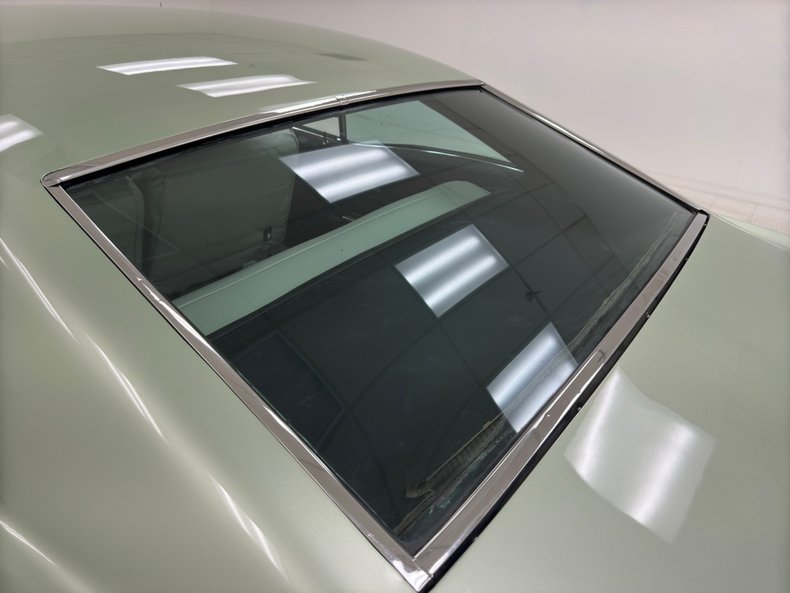 Pontiac-Executive-1968-Springmist-Green-White-3