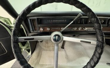 Pontiac-Executive-1968-Springmist-Green-White-31