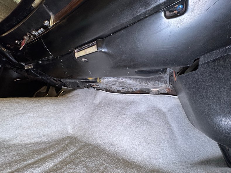 Pontiac-Executive-1968-Springmist-Green-White-37