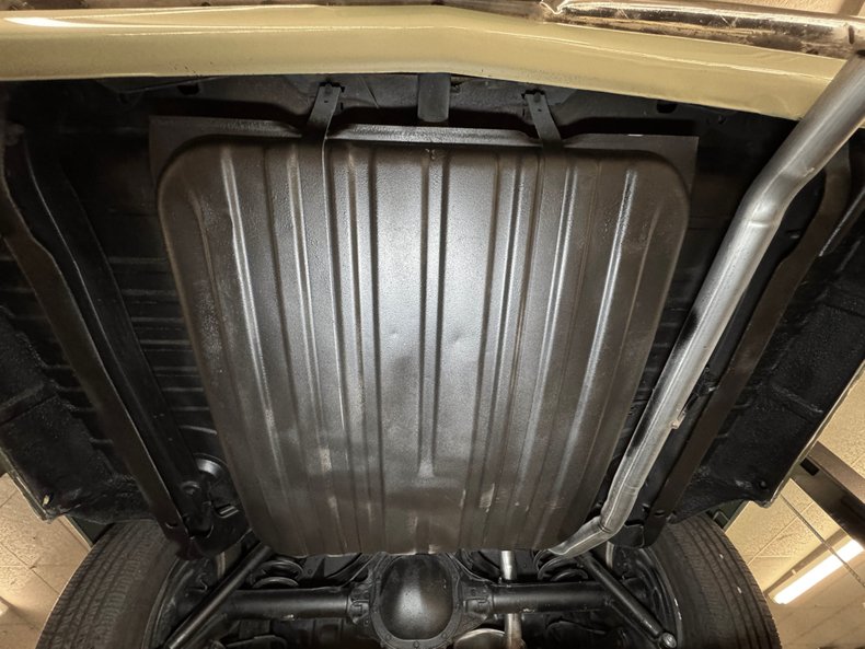 Pontiac-Executive-1968-Springmist-Green-White-39