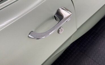 Pontiac-Executive-1968-Springmist-Green-White-47