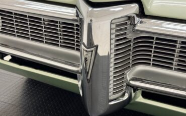 Pontiac-Executive-1968-Springmist-Green-White-9