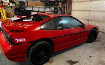Pontiac-Fiero-1986-Coupe-10