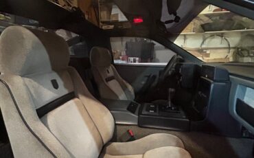 Pontiac-Fiero-1986-Coupe-13