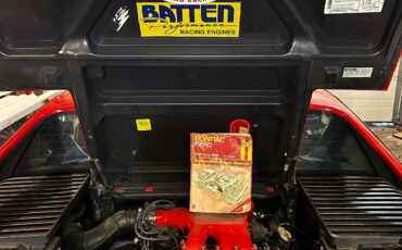 Pontiac-Fiero-1986-Coupe-9